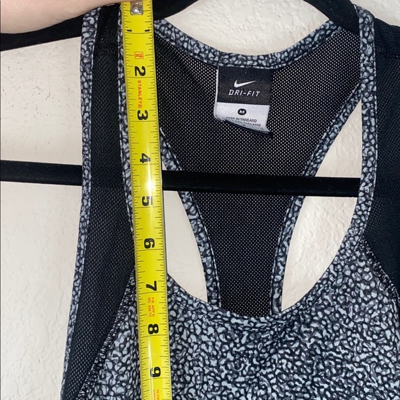 🎱Nike Dri FIT training tank top with speckled pattern & black mesh throughout! - Picture 4 of 11